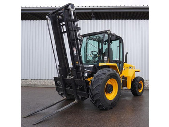 Rough terrain forklift JCB