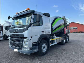 Concrete mixer truck VOLVO FM