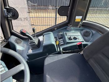 Wheel loader Almann AX 850: picture 3