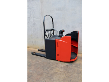 Pallet truck LINDE T20