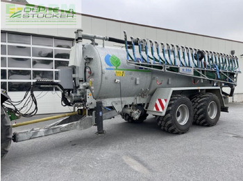 Slurry tanker