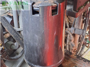 Farm tractor CLAAS ARION 430: picture 3