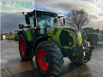 Farm tractor CLAAS ARION 660: picture 2