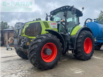 Farm tractor CLAAS Axion 870