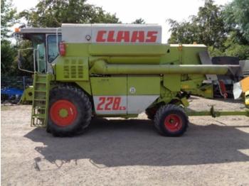 Combine harvester CLAAS Commandor 228 CS: picture 1