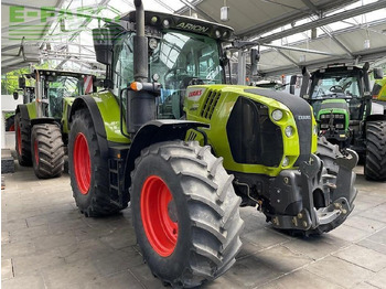 Farm tractor CLAAS Arion 550