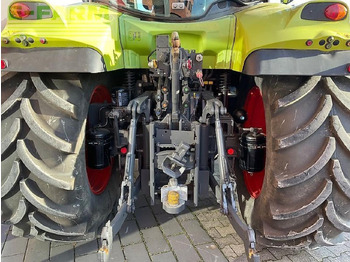 Farm tractor CLAAS arion 610: picture 5