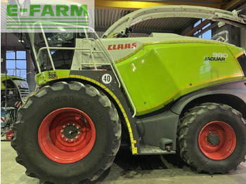 Forage harvester CLAAS Jaguar 980