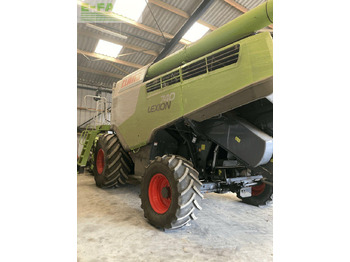 Combine harvester CLAAS lexion 740 t4: picture 5
