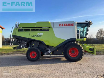 Combine harvester CLAAS Lexion 740