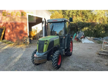 Farm tractor CLAAS Nectis