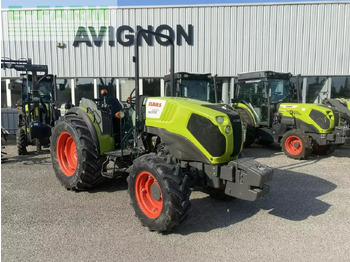 Farm tractor CLAAS Nexos