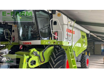 Combine harvester CLAAS Tucano 560
