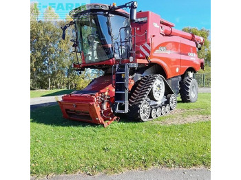 Combine harvester CASE IH Axial-Flow