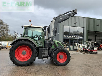 Farm tractor FENDT 724 Vario