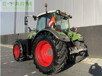 Farm tractor Fendt 724 s4: picture 5