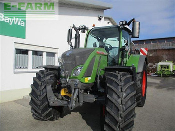 Farm tractor FENDT 800 Vario
