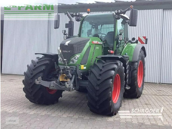Farm tractor FENDT 724 Vario