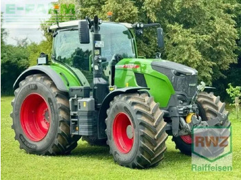 Farm tractor FENDT 724 Vario