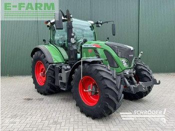 Farm tractor FENDT 724 Vario