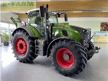 Farm tractor FENDT 728 Vario