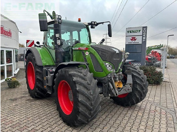 Farm tractor FENDT