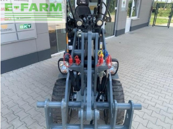 Compact loader Giant g1500: picture 4