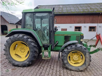 Farm tractor John Deere 6300: picture 4