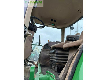 Farm tractor John Deere 8230: picture 5