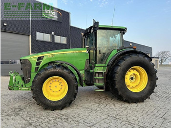 Farm tractor JOHN DEERE 8530