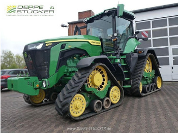 Farm tractor JOHN DEERE