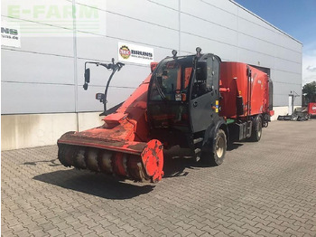 Livestock equipment KUHN