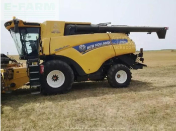 Combine harvester NEW HOLLAND CR series