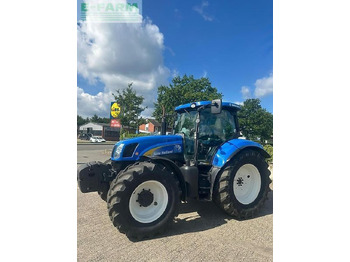 Farm tractor NEW HOLLAND T6070