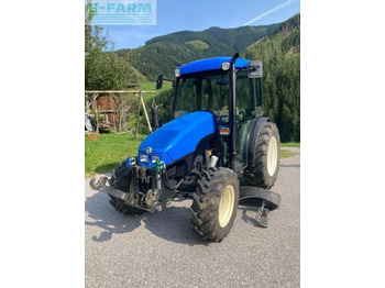 Farm tractor NEW HOLLAND