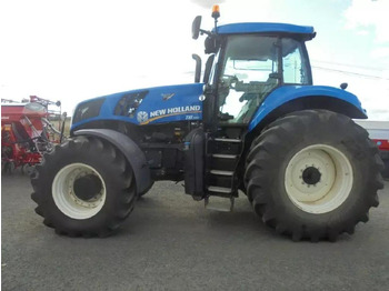 Farm tractor New Holland t8.330: picture 5