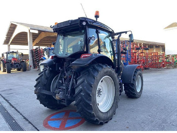 Farm tractor Valtra a 114: picture 5