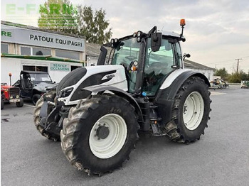 Farm tractor VALTRA N174