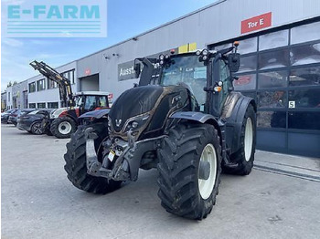 Farm tractor VALTRA T214