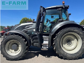Farm tractor VALTRA T174