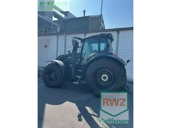 Farm tractor VALTRA T-series