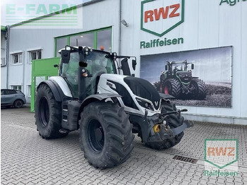 Farm tractor VALTRA T234