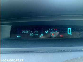 Car Renault Grand scénic - 2006 - 250 000 KM: picture 2