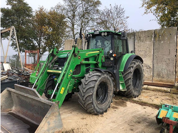 Farm tractor