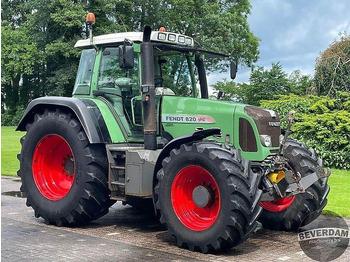 Farm tractor FENDT 820 Vario