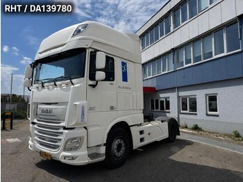 Tractor unit DAF XF 460