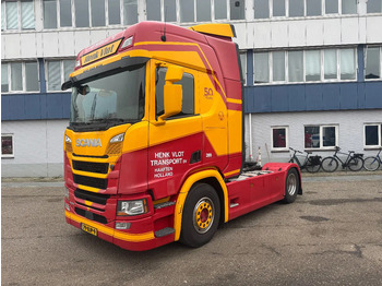 Tractor unit SCANIA R 450