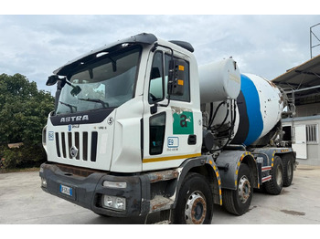 Concrete mixer truck IVECO Astra