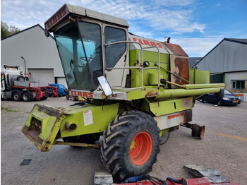 Combine harvester CLAAS