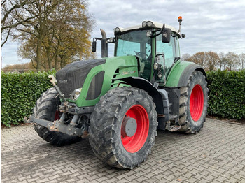 Farm tractor FENDT 922 Vario